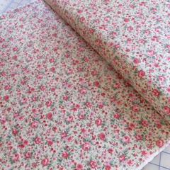 Yard ~ Country Floral Cottage Rose On Cream ~ $3.99 Ships Any Amount Of Fabric.