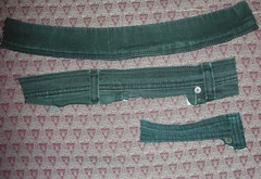 31 PIECES DENIM BLUE JEAN ZIPPERS & WAIST BANDS W/LOOPS SCRAPS CRAFTS SEWING DIY