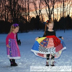 BonEful Fabric FQ Cotton Quilt Red Yellow Blue Green Little Flower Dot Circle US