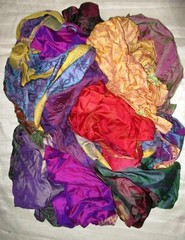ABB LOT PURE SILK Antique Vintage Sari REMNANT Fabrics 100 GRAMS Change Color