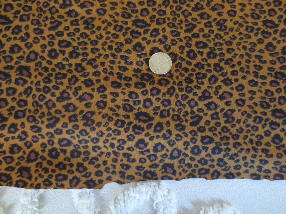 5049. LEOPARD/CHEETAH ANIMAL PRINT Stretchy Knit FABRIC – 62″ x 1 yd.