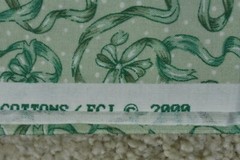 16″ Long, Vintage, Green Ribbons & Bows on Light-Green, Classic Cottons, P7659