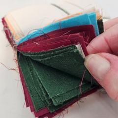 129 PC 5 INCH (5″ X 5″) QUILT SQUARES 64 Kid Prints 65 Plain Fabric Crafts