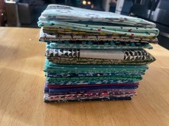 Lot of 20 PATTERN fat quarters-WHAT U SEE IN THE PICTURES IS EXACTLY WHAT U GET