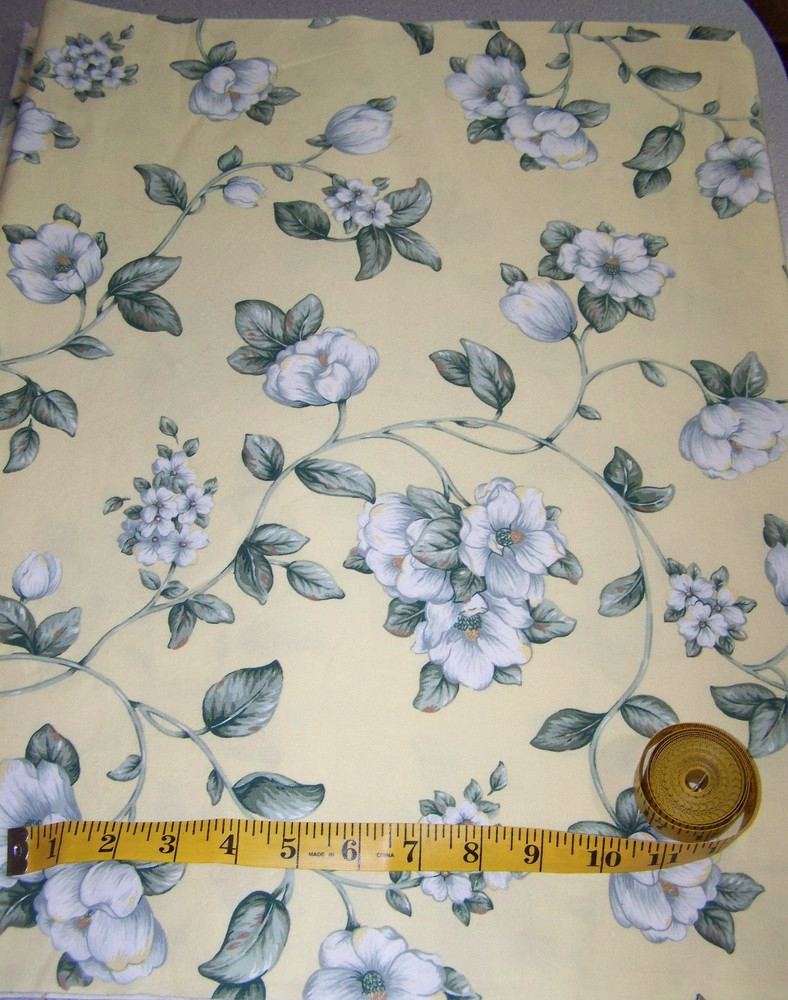 Vintage Yellow w/ blue Floral Cotton Fabric 3 1/2 yds. X 44″ wide Unbranded