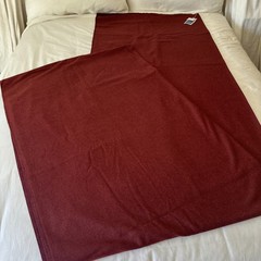 PENDLETON Virgin Wool 6+Yd Remnant 60″ Wide Burgundy Sponged Medium Weight Label