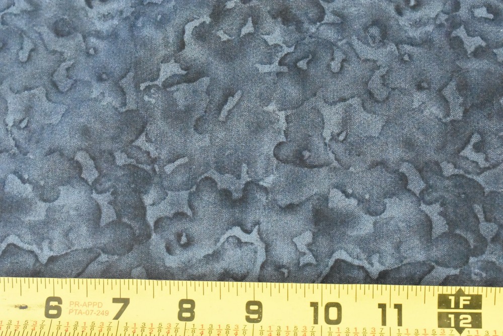 By 1/2 Yd, Marbled Blue Quilt Cotton, Avlyn/Smith & Milligan/Possibilities,P6833