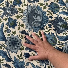 Linen Home Decorater Fabric Vintage Large Floral Blue 4.5 Yards 54” W