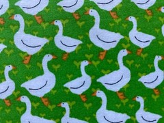 BRIGHT GREEN FABRIC~White Ducks Rows~STACKS~Orange Feet Beaks~45×109~QUILT COTTN