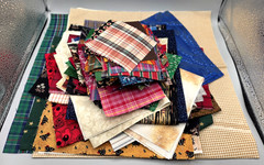 Quilting Fabric Pieces Lot 1 Pound