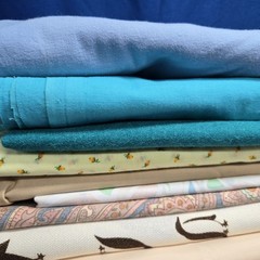 Vintage fabric lot 9 Lbs Remnants Arts Crafts Sewing Yard Goods Sew