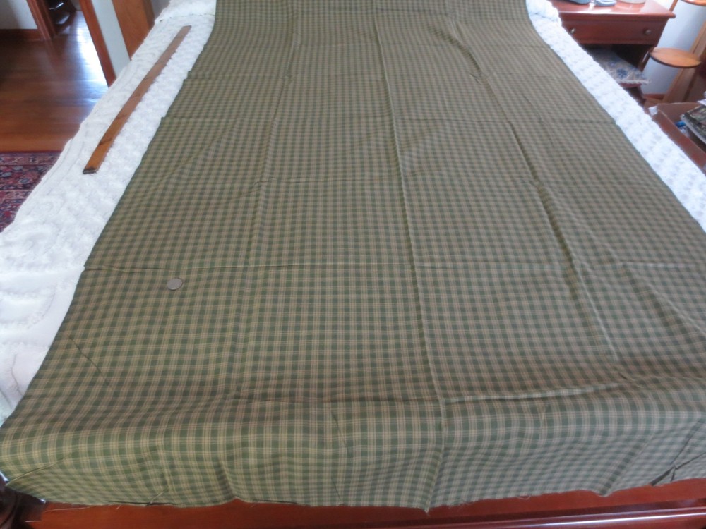 5104. OLIVE & TAN PLAID HOMESPUN Craft, Quilting COTTON FABRIC–45″ x 2.5 yds.