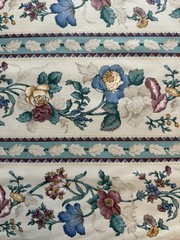 House N Home 90s Floral Strip Cotton Fabric Preshrunk Drape Upholstery 1 1/ 3yd