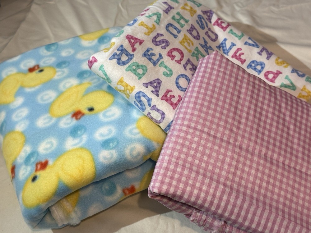 7+ yards Fabric Lot Felt & Fleece Alphabet Ducks Pink/White Gingham Baby #109