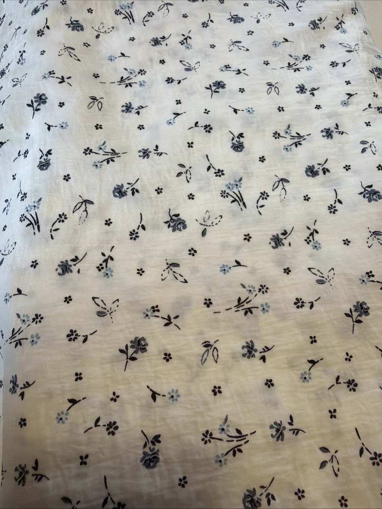 11 Ft 29” Yards Of Cotton Voile White With Blue Flowers Sold By The Yard
