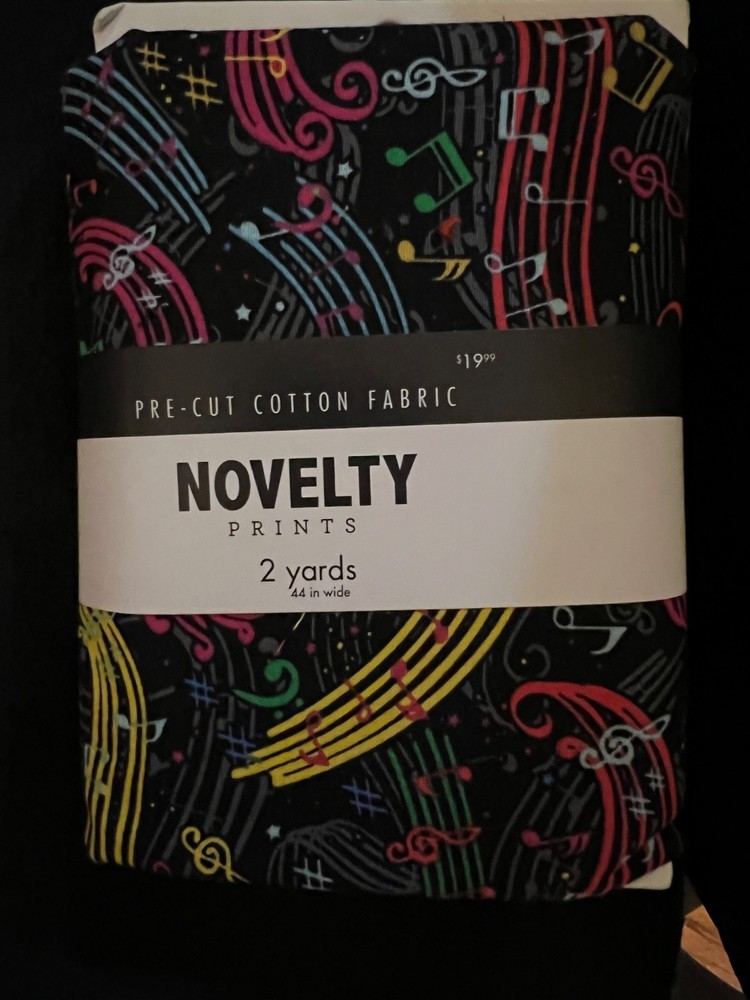 NOVELTY PRINTS PRE CUT COTTON MUSIC NOTES FABRIC 2 yards