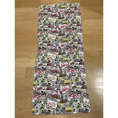 Japanese Fabric Osaka Kyoto Novelty Print Grey Pink 18×45 Cotton Remnant