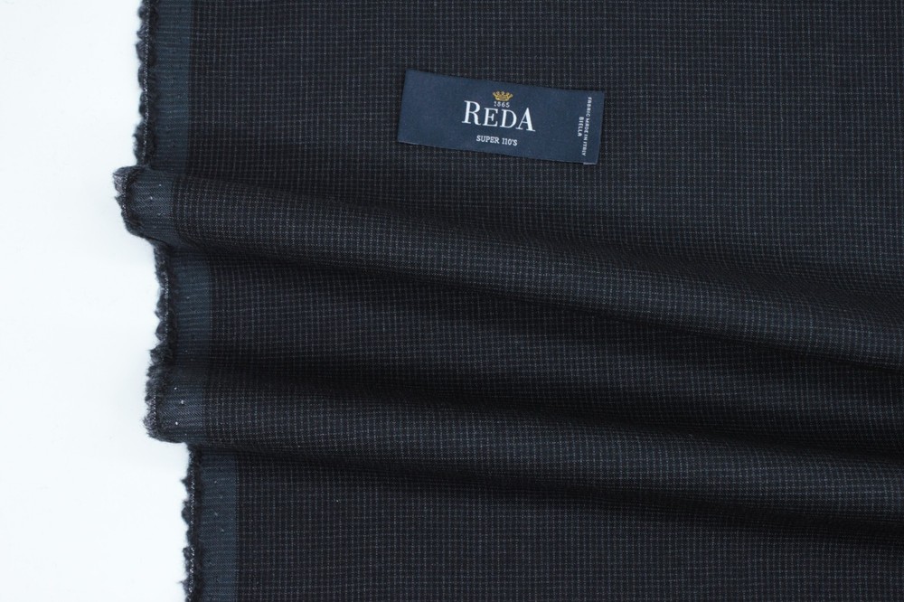 Reda 1865 s.p.a (Made for Hugo Boss) 3.5 meter virgin wool suiting fabric, gray