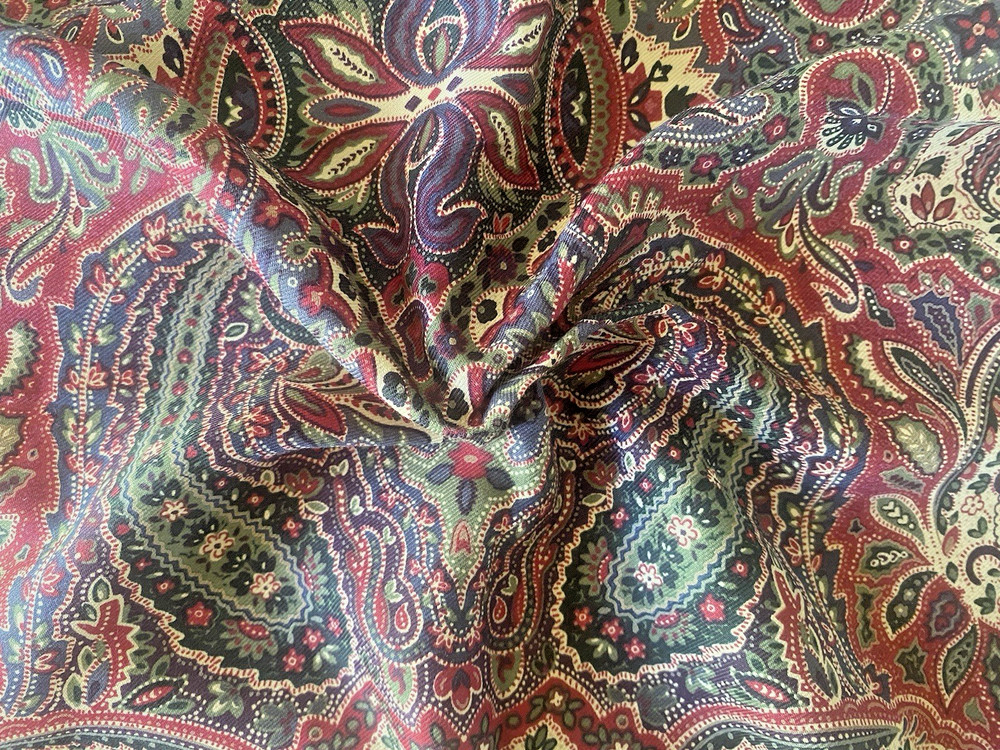 Hamil Textiles Vintage Fabric Paisley Cotton Sateen 4 Yards