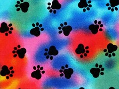 FAT QUARTER TIE DYE PAW PRINTS DOG PUPPY PAWS COLORFUL NOVELTY COTTON FABRIC FQ