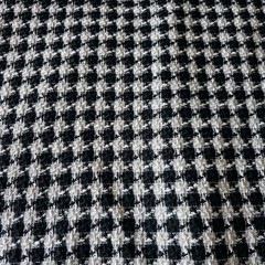 Black & White Houndstooth Check Boucle – Great for Jackets!