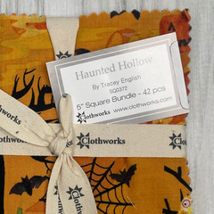 Clothworks Haunted Hollow By Tracey English NEW – 42 Pieces – 5″x5″ Charm Pack