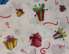 By 1/2 Yd Dr. Suess Gift Packages Wrapped Bows Cotton Quilt Fabric BTHY Springs