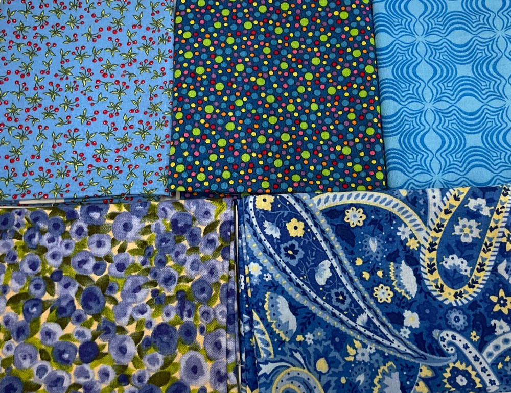 FAT QUARTER BUNDLE OF 5 – FQ1493 – BLUE