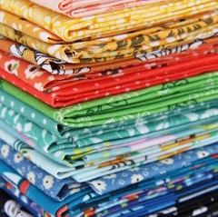 Premium Fat Quarter Bundles – 19 Color Option – 100% Cotton Quilting Fabric Sets