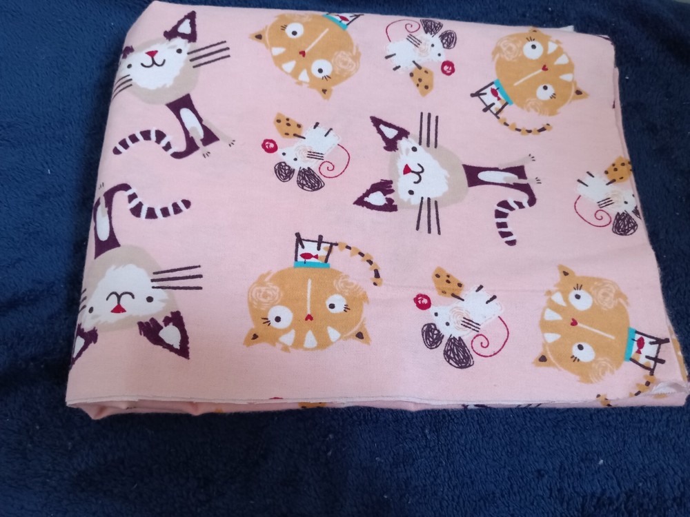 New Jo-Ann Fabrics Pink Cotton Flannel w/Cats, Mice, Fish, 42″ x 1 yard 15″