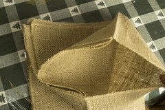 Natural Burlap Fabric Roll 19.7 Inches x 6.5 Ft Jute Cloth For Crafts Plant Wrap