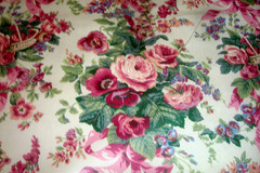 1 of 20 yds Waverly Chintz Fabric Seven Gables Rememberance Roses Upholstery 54″