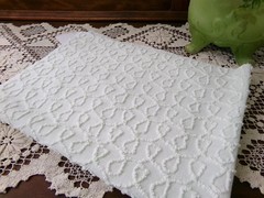 Light Green Vtg Chenille Bedspread Fabric, Texturized Curly Loops 18×24″ Piece
