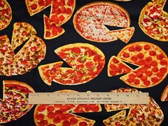 REALISTIC PIZZA in Black Timeless Treasures Cotton Fabric FAT QUARTER