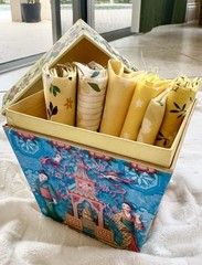 Fat Quarter Bundle 6pcs FQ Cotton Quilting Fabric Stash In Decorative Box.