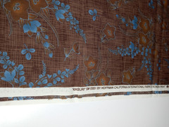Hoffman California International Fabrics Kauri 1 Yard + 2″ x 44″