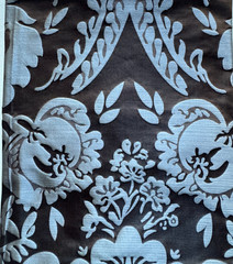 Kravet Couture 27679 615 Netherlands Designer Fabric Remnant 24 x 24″