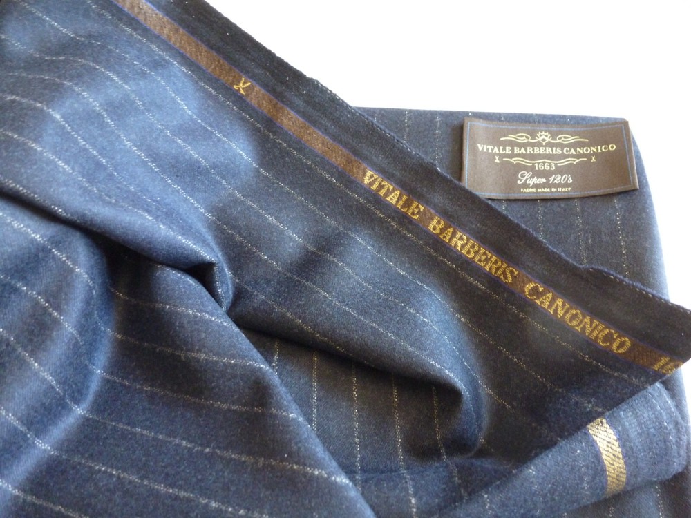 NEW MADE IN ITALY VITALE BARBERIS CANONICO 3.2 M/3.5 YRD Wool Suiting Flannel120