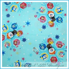 BonEful Fabric FQ Cotton Quilt Aqua Blue Black White B&W Bandana Flower Paisley