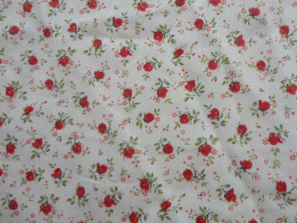 sweet vtg cotton fabric red roses on pale yellow 2 yds 6″ long new 35″ width