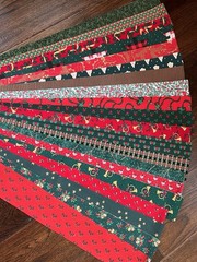 20 Jelly Roll Christmas Fabric- 2.5” x a Variety Of Lengths 21”-42” Vintage