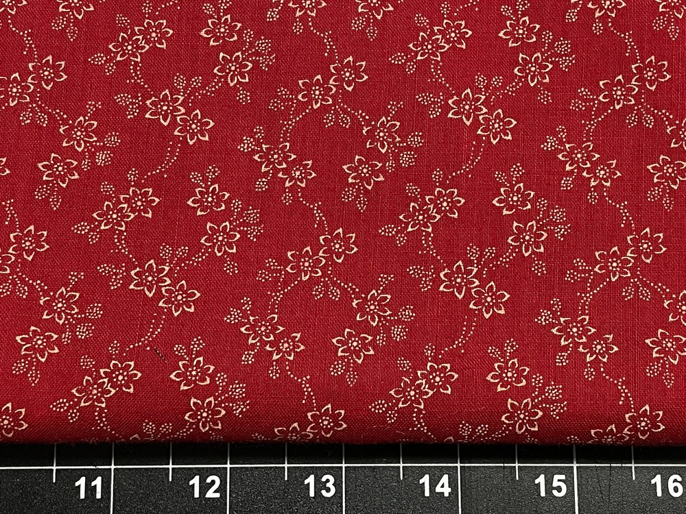 Tina Scrap 9”x21” Flower Petals Garden Red Swirl Leaves Floral COTTON Fabric