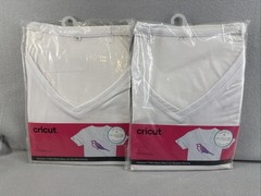 2 Women’s White V Neck Infusible Ink Heat Transfer T Shirt for Women Size L New