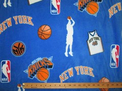 Knicks New York NBA Basketball Licensed Fleece Fabric OOP