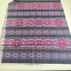 vintage RJR quilting cotton fabric red blue floral 18×43 beyer 2013