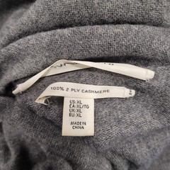 4pc CASHMERE Sweaters Tops Lot Crafts Cutter Flaws Holes Upcycle Fabric DIY