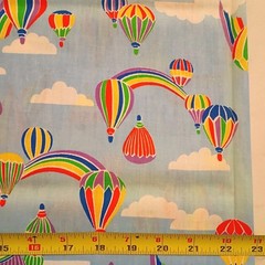 VTG Fabric Hot Air Balloons In Sky W/Rainbows 2yd + 31 ” Long 45″ Wide