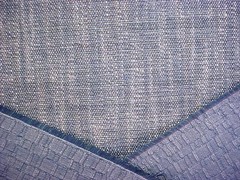 4-1/4Y KRAVET 35658 SILVER SAPPHIRE BLUE TEXTURED STRIE UPHOLSTERY FABRIC