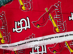 MLB St Louis Cardinals cotton quilting fabric bhy x 58″ w major league baseball