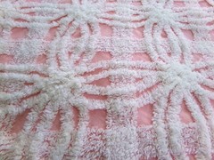 quilter’s favorite Vtg Pink & White Chenille Bedspread Fabric Pc Sewing Material